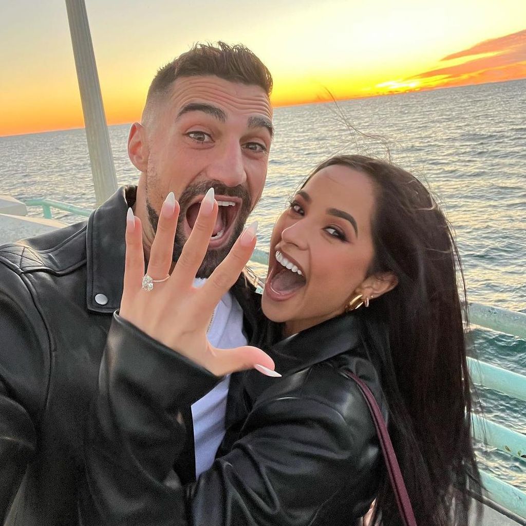 Sebastián Lletget y Becky G