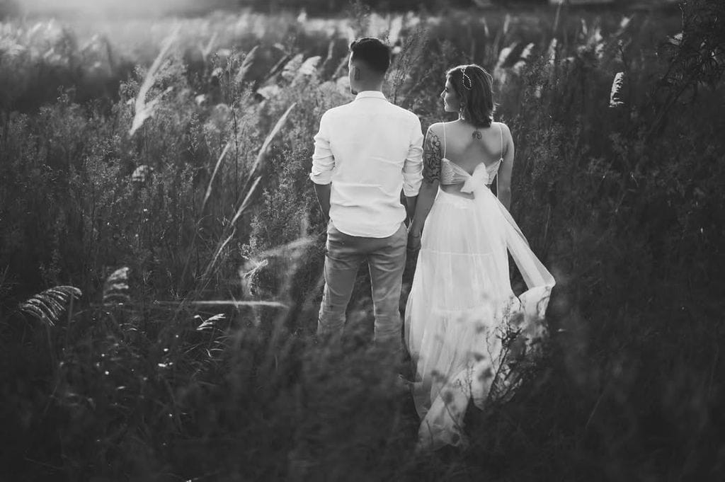 Su marido Lucas ha compartido una fotografía del día de su boda para despedir a la influencer