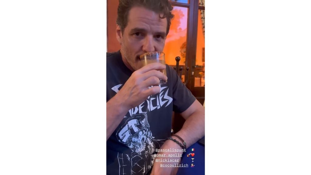 Pedro Pascal aprovechó su visita a México para pasar un momento entre amigos