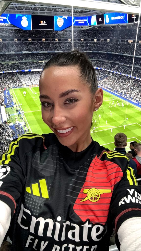 Tatiana Trouboul, anoche en las gradas del Santiago Bernabéu