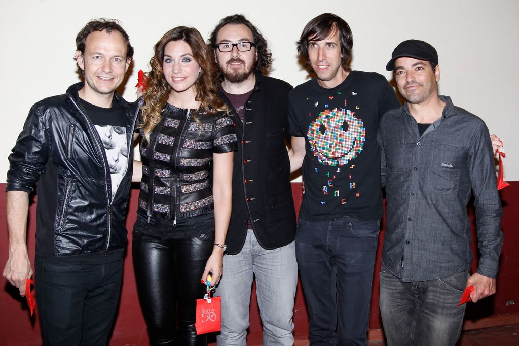 Plano entero del grupo musical La Oreja de Van Gogh