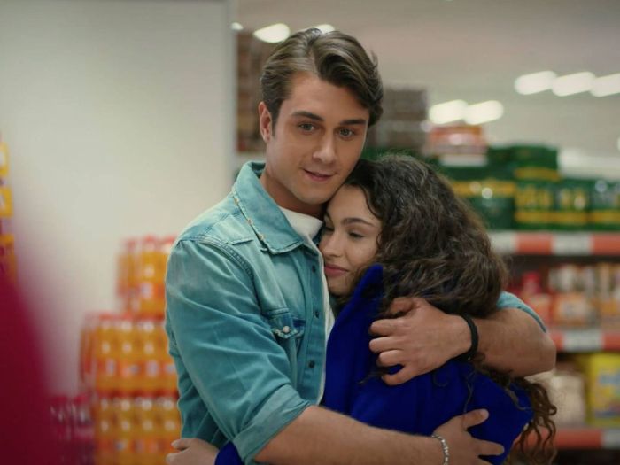 Onur Seyit Yaran y Su Burcu Yazgi Coskun, dan vida a Doruk y Asiye en 'Hermanos'