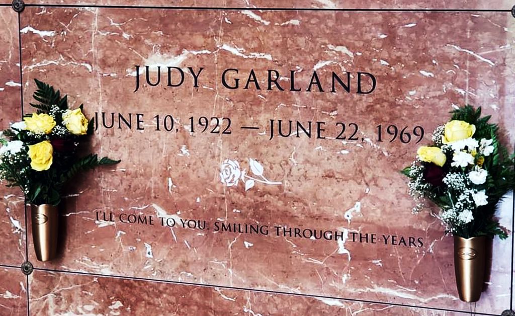 La tumba de la actriz Judy Garland