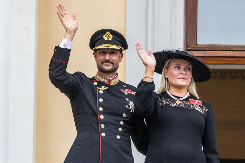 La reina Mette-Marit ha protagonizado el primer de sus gestos más románticos tras su ascenso al trono