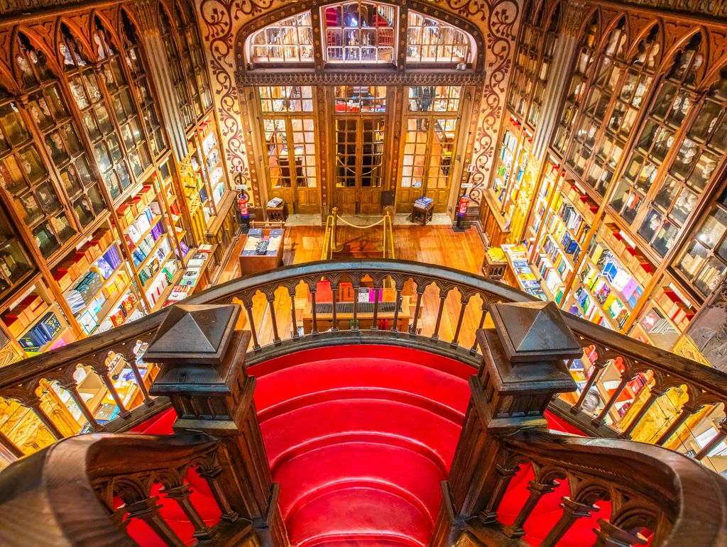 Librería Lello, uno de los lugares más fotografiados de Oporto.