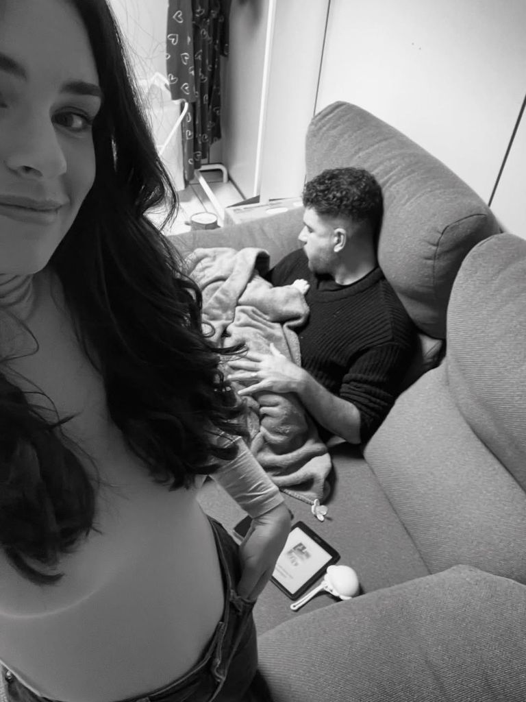 Alba comparte su vida con el actor Pep Ambrós, un apoyo incondicional para ella en lo profesional y en lo personal