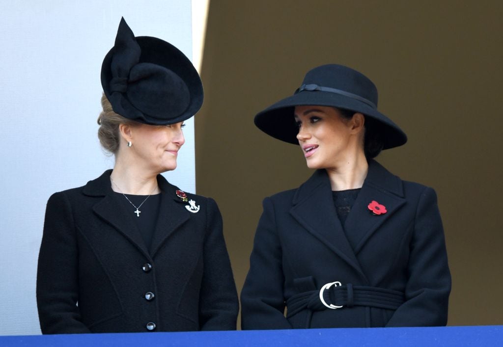 Sophie de Edimburgo con la duquesa de Sussex en el Día del Recuerdo en Londres en noviembre de 2019