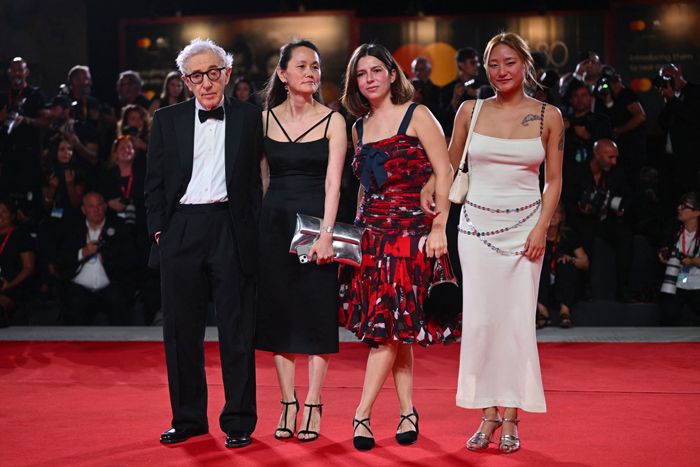 Las desconocidas hijas de Woody Allen que le han acompañado al Festival de Venecia