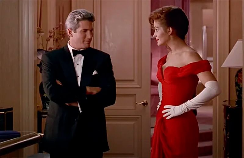 Emma Roberts se inspira en el vestido rojo que llevó su tía en Pretty Woman