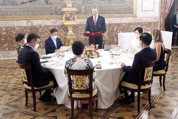 Felipe discurso cena de Estado