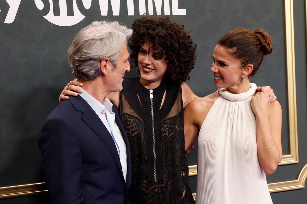Ernesto Alterio y Juana Acosta acompañando a su hija en su estreno
