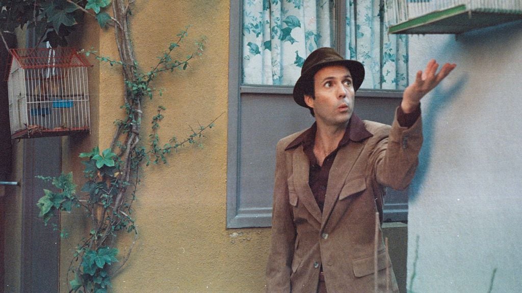 Pablo Cruz interpreta a Roberto Gómez Bolaños en la serie biográfica 'Chespirito: Sin Querer Queriendo'