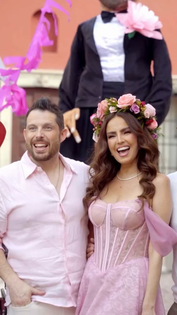 Así inicia la 'pinky boda' de Karla Díaz y Daniel Dayz