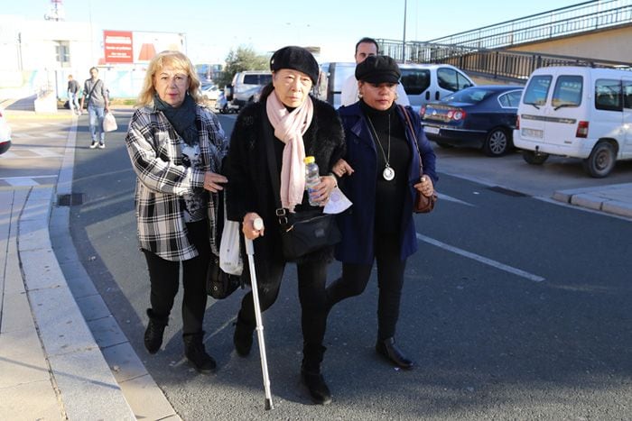 Junco en el funeral de su marido Bernardo Pantoja