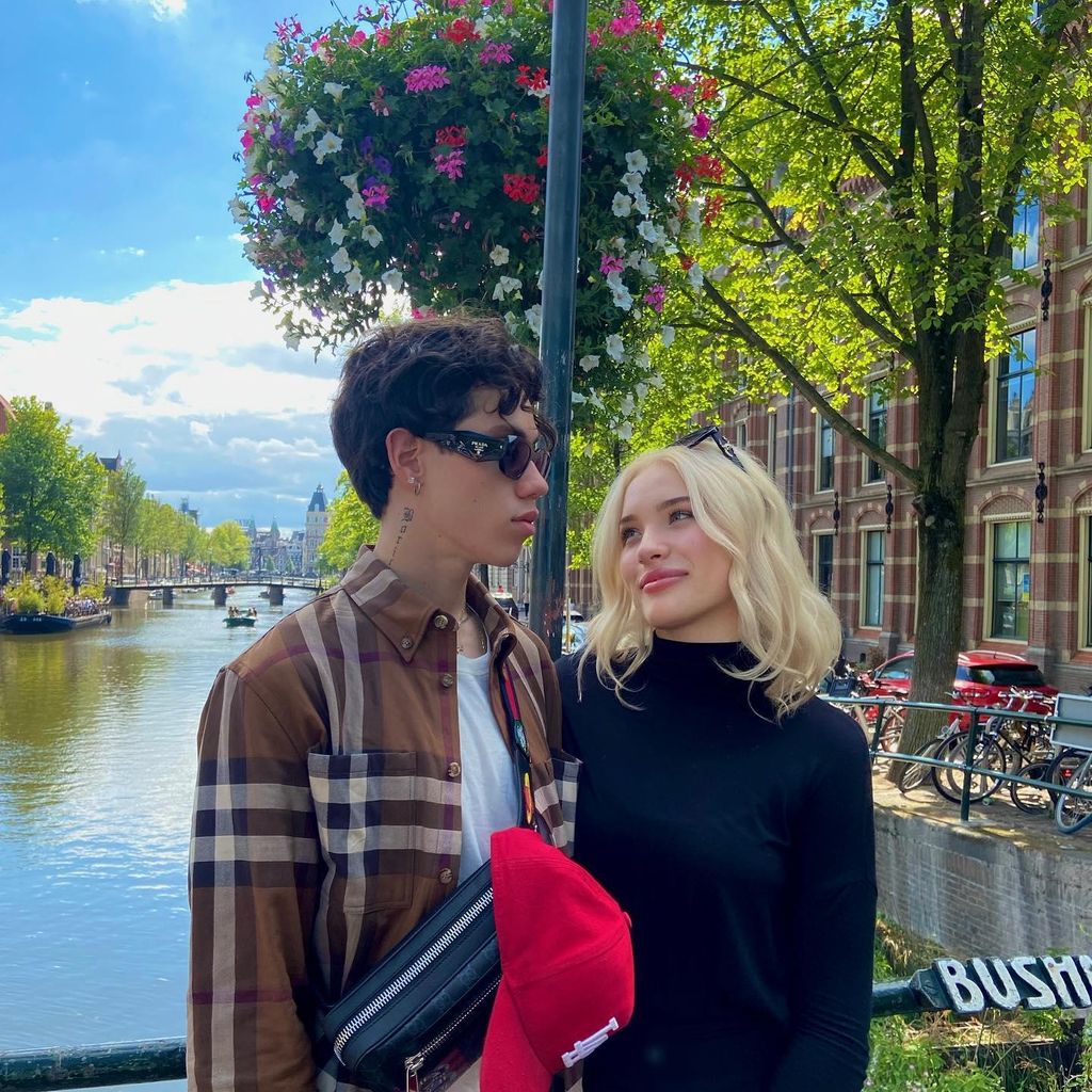 ryan muniz y su novia