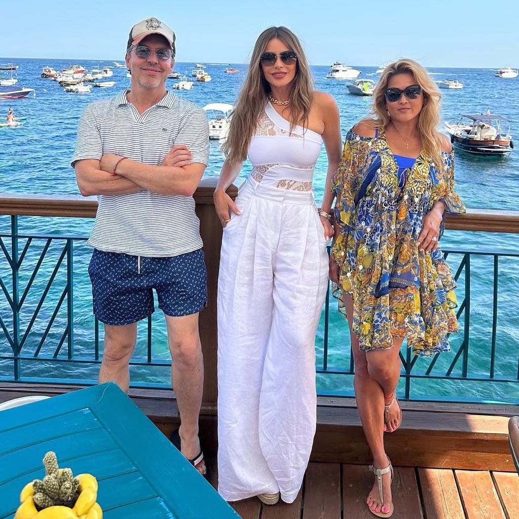 sof a vergara en capri italia