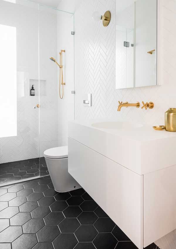 10-ba-os-sorprendentes-con-decoraci-n-en-dorado