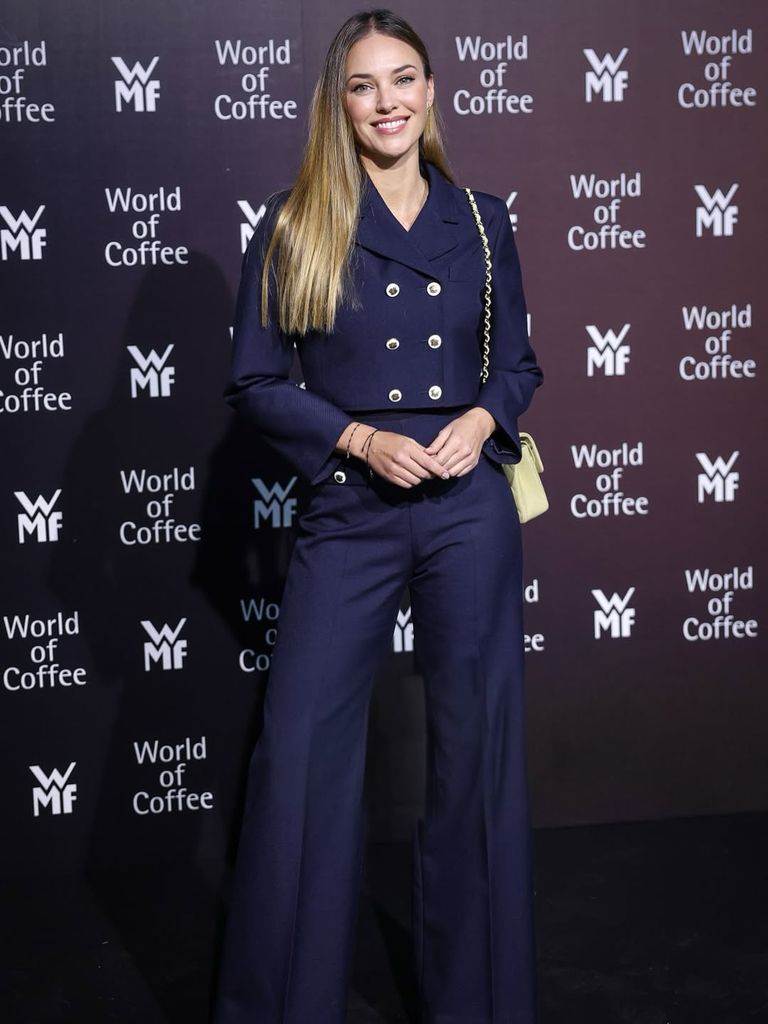 Los mejores looks de Helen Lindes en 2025.