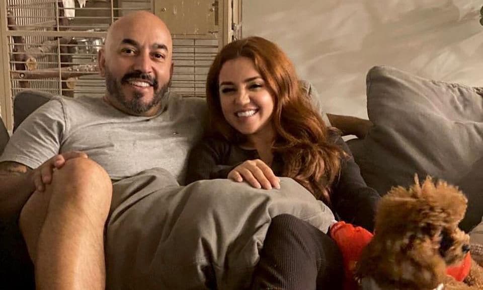 Lupillo Rivera y su esposa
