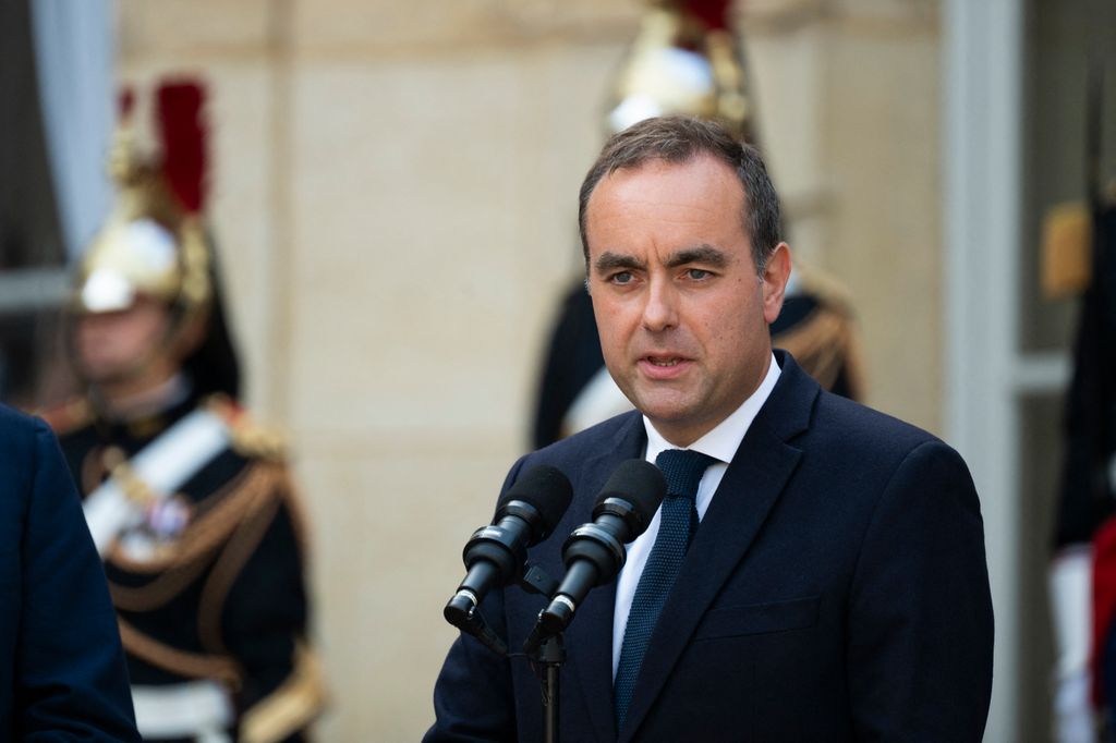 Handover ceremony between outgoing and newly-appointed prime ministers, Francois Bayrou and Sebastien Lecornu, at the Hotel Matignon in Paris on September 10, 2025. French President Macron on September 9, 2025, named Sebastien Lecornu as the new prime minister. (Photo by Magali Cohen / Hans Lucas via AFP) (Photo by MAGALI COHEN/Hans Lucas/AFP via Getty Images)          