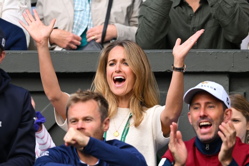 Kim Sears asiste al cuarto día del Campeonato de Tenis de Wimbledon el 4 de julio de 2024 en Londres, Inglaterra