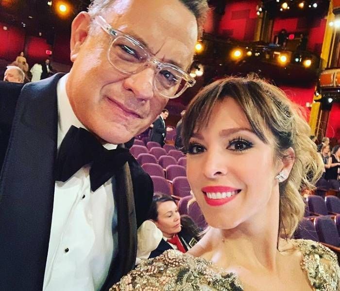 Gisela y Tom Hanks en los Oscar