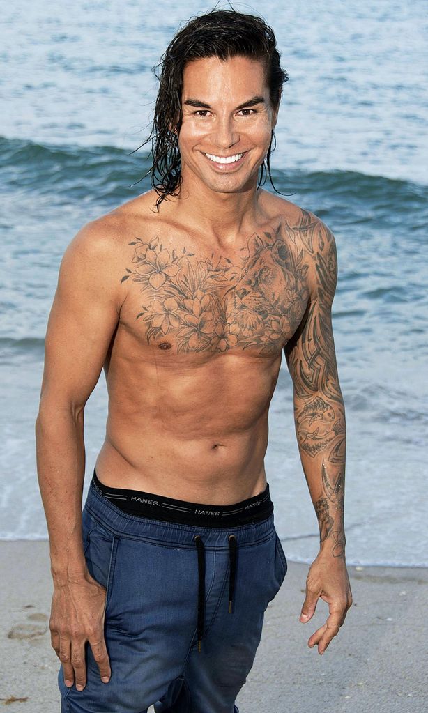 Julio Iglesias Jr. HOLA 4070