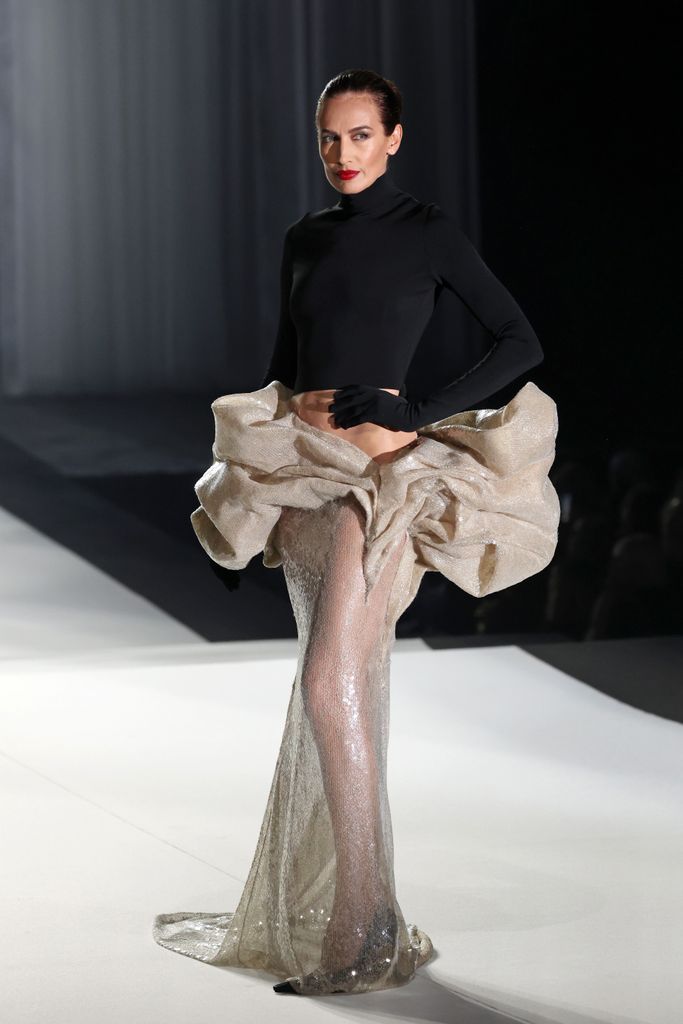 Nieves Álvarez, desfile Alta Costura de Stéphane Rolland