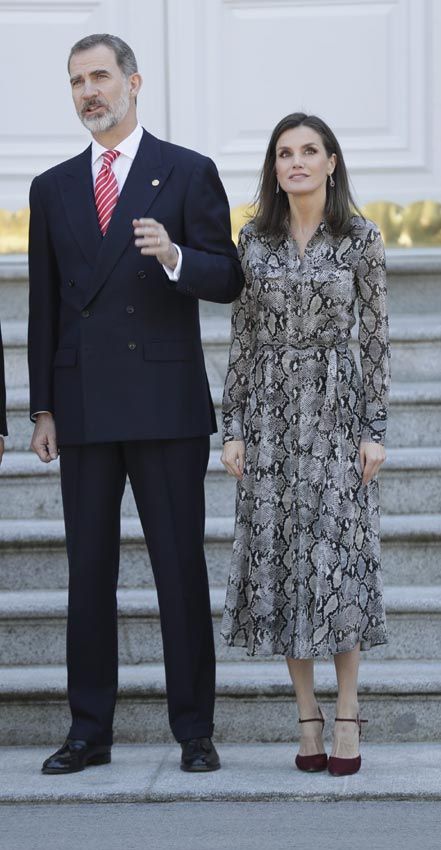 Reyes Felipe y Letizia con el presidente de Perú