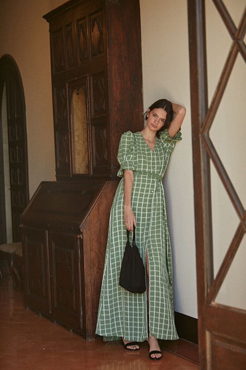 vestido invitada estampado cuadros