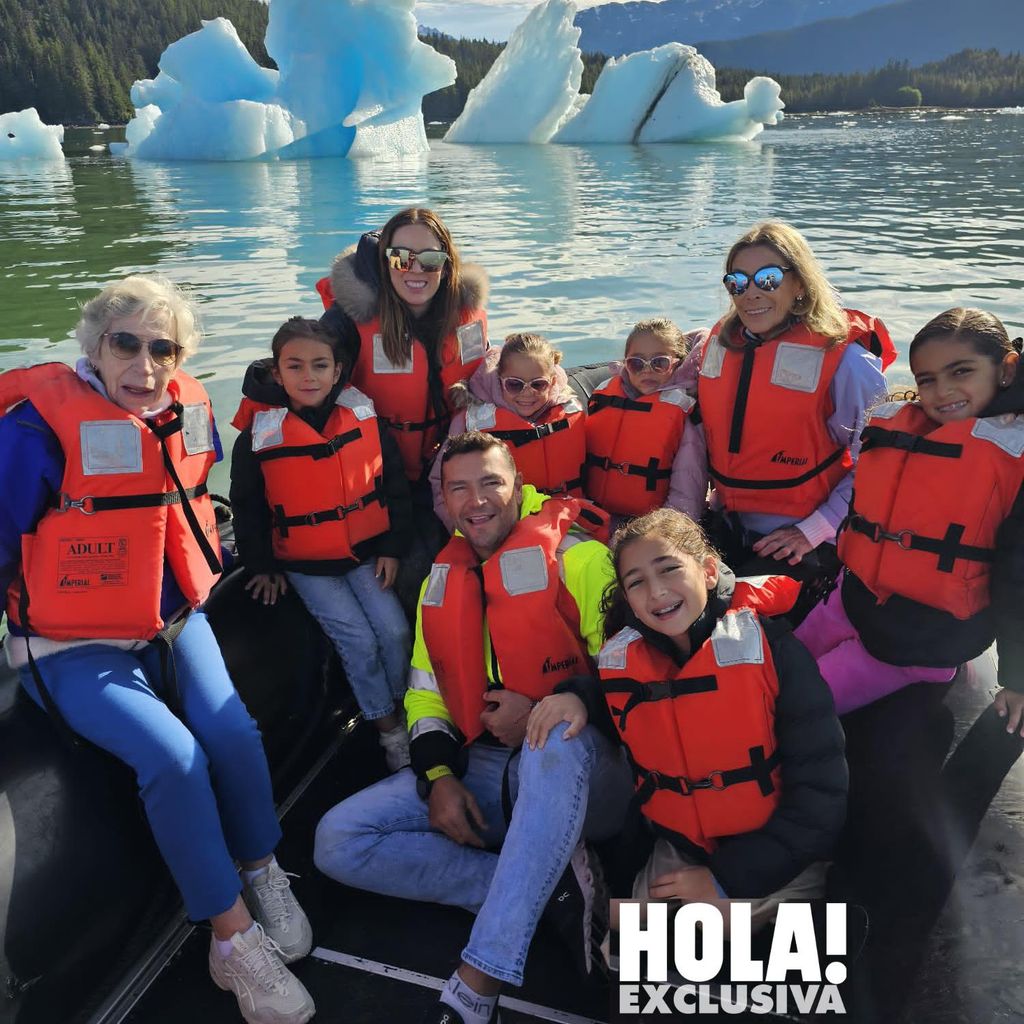 jacky bracamontes y su familia en alaska