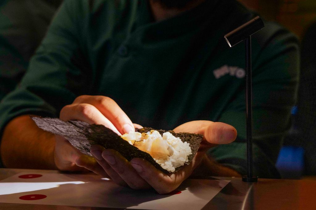 Hand roll de lubina, MYO