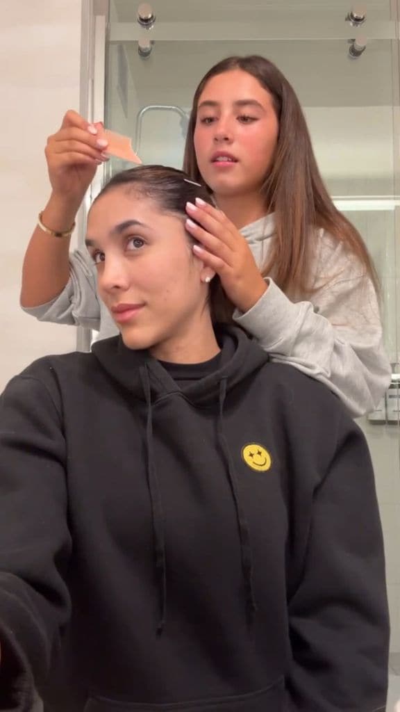 Salomé, la hija de Daniela Ospina, la ayudó a lucir espectacular en la cancha 