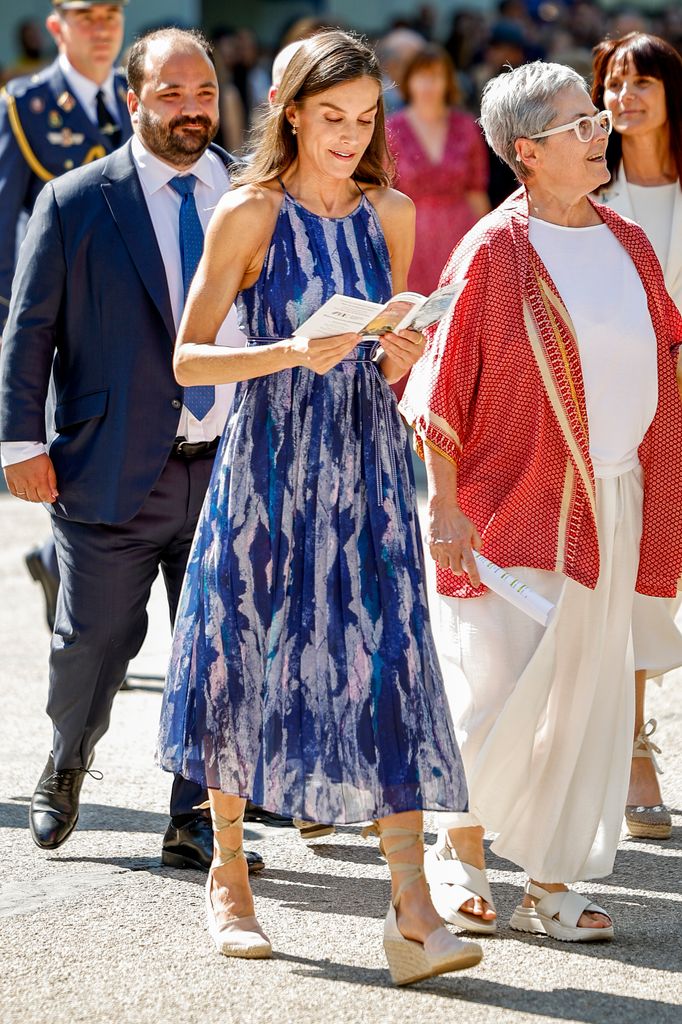 La reina Letizia en la apertura de la Feria del Libro de Madrid 2026