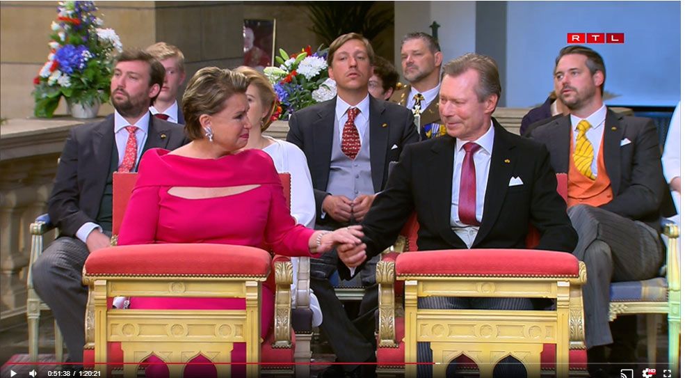 María Teresa de Luxemburgo y Enrique de Luxemburgo en la misa del Día Nacional 