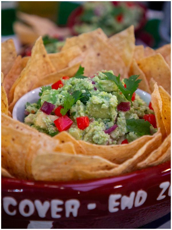 El guacamole, uno de los platillos más gustados en el Super Bowl