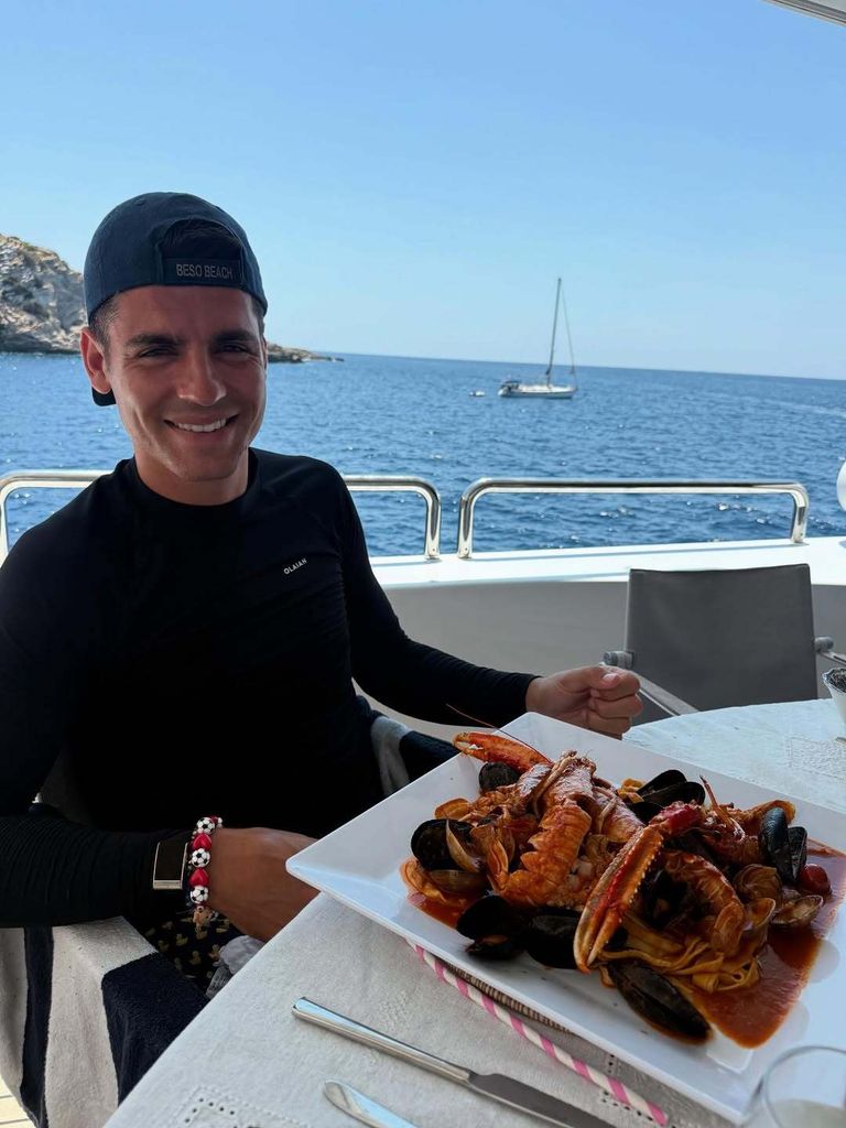 Álvaro Morata y Alice Campello pasan sus vacaciones en Formentera junto a sus hijos