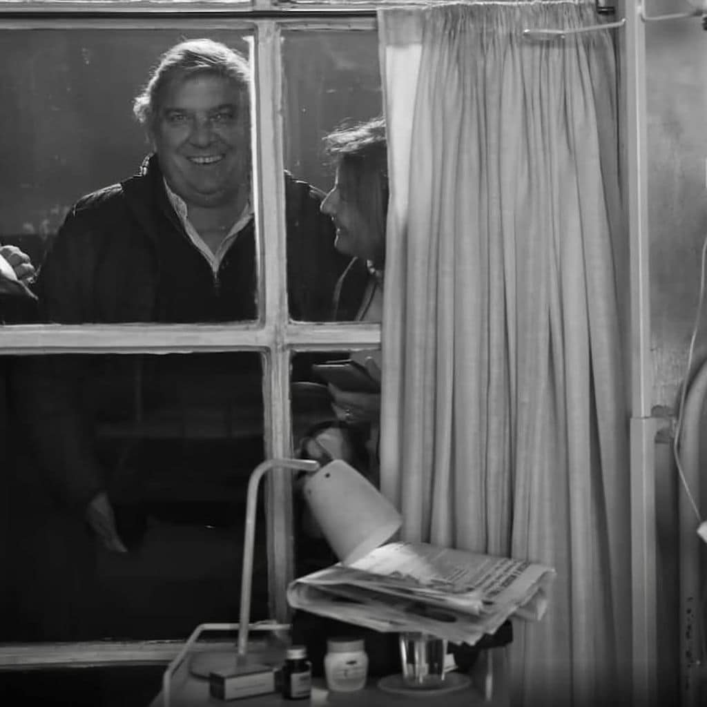 Álvaro Mangino en el rodaje de 'La sociedad de la nieve'