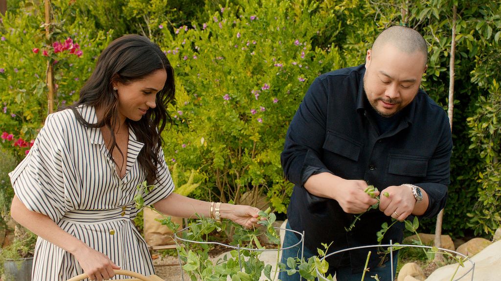 David Chang ayudó a Meghan Markle a cosechar para preparar algo delicioso 
