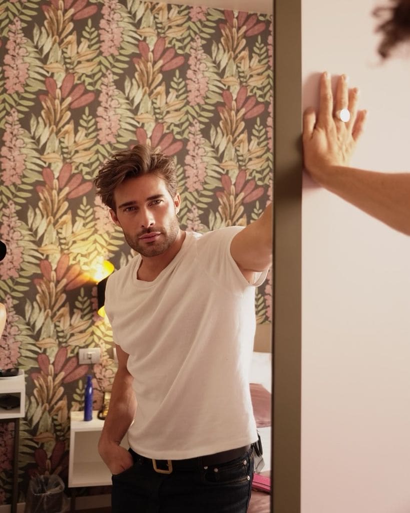 Antes de ser actor, Rodrigo trabajó como modelo