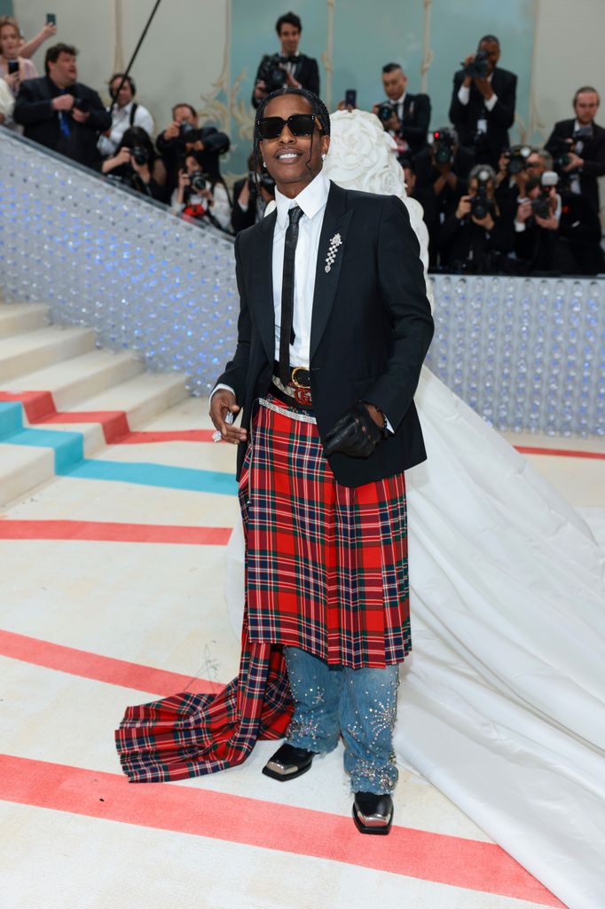A$AP Rocky en la Met Gala 2023 que celebraba "Karl Lagerfeld: A Line Of Beauty"