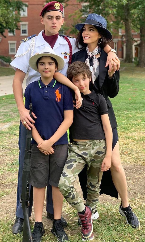 Ana Bárbara y sus hijos