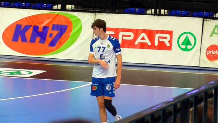 Pablo Urdangarin con su equipo