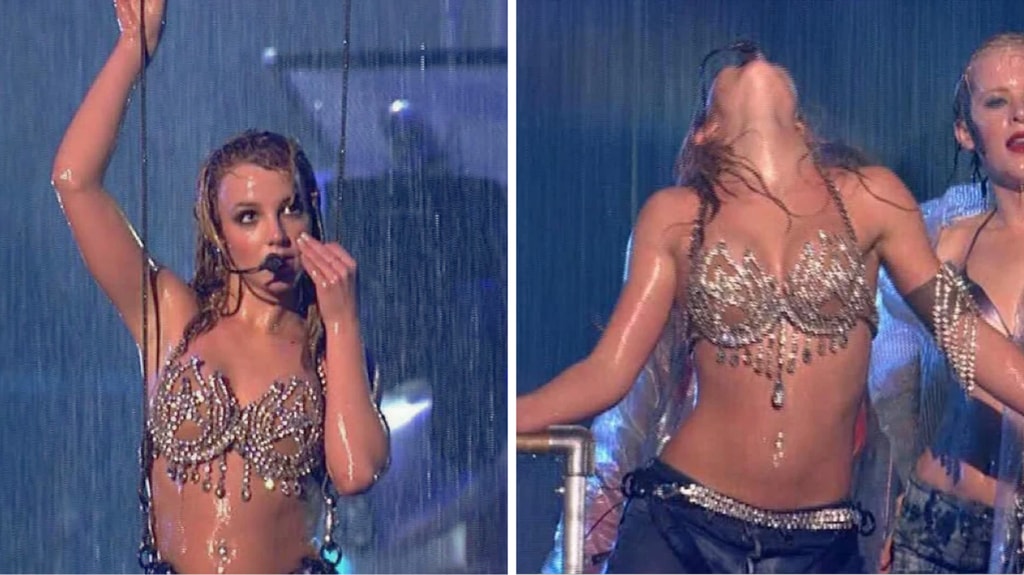 Britney Spears en su gira mundial, 2001.