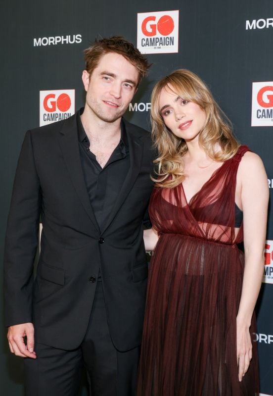 Suki Waterhouse y Robert Pattinson