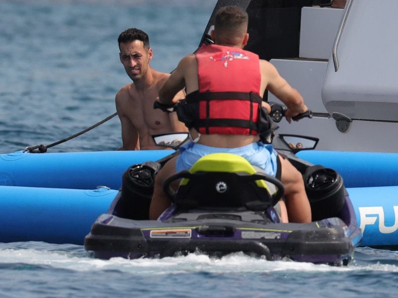 Jordi Alba y Sergio Busquets, compañeros y amigos
