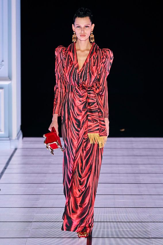 moschino f22 051051220303