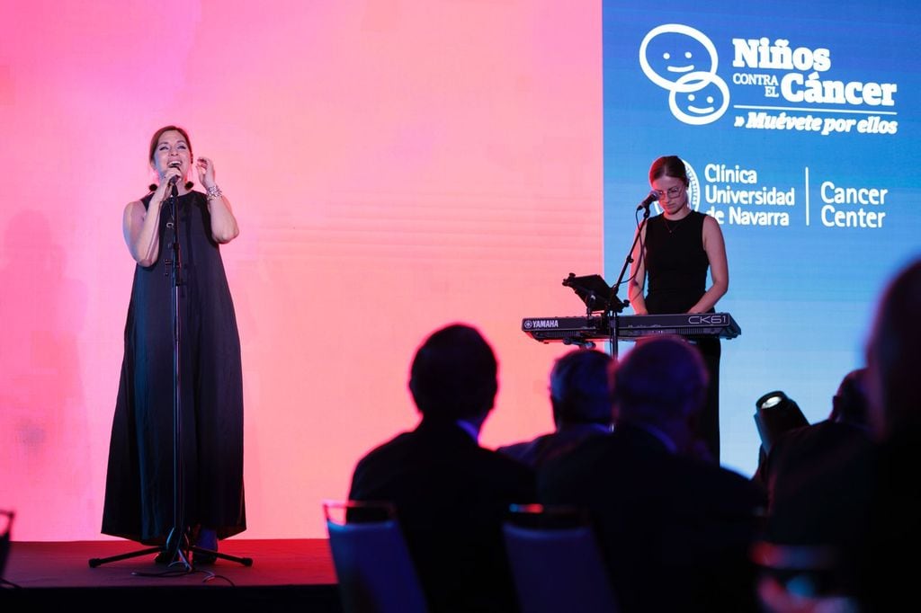 Actuación de Leire Martínez en la III Gala de Niños Contra el Cáncer