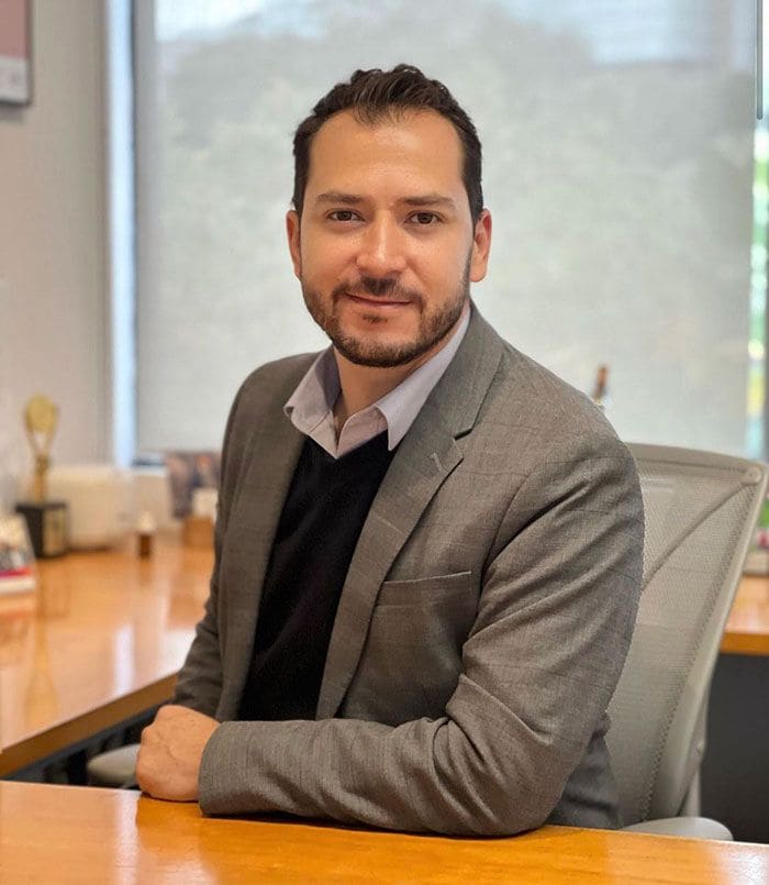Adrián Ortega