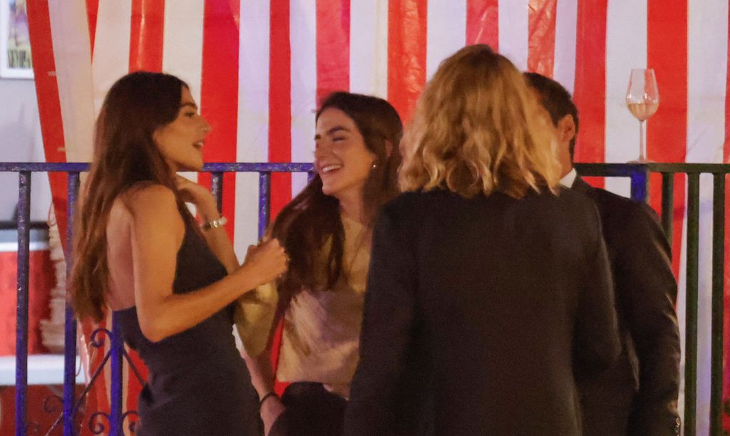 Rocío Crusset y Alberto Herrera se divierten en la Feria de Sevilla